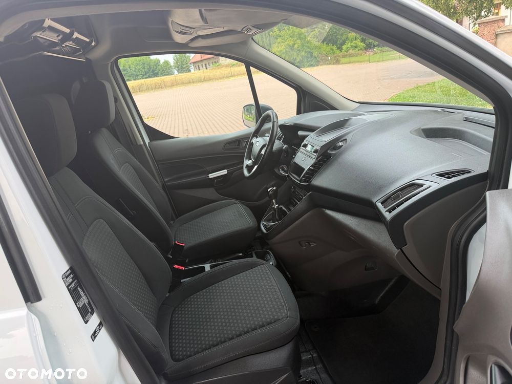 Ford Transit Connect - 13