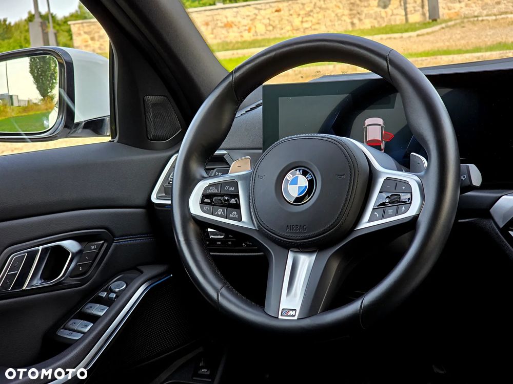 BMW Seria 3 320d Touring xDrive M Sport - 14