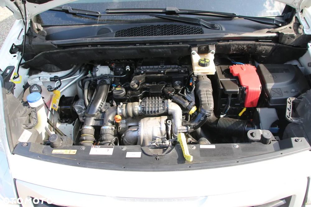 Peugeot Partner BlueHDi 100 Stop&Start Active - 19