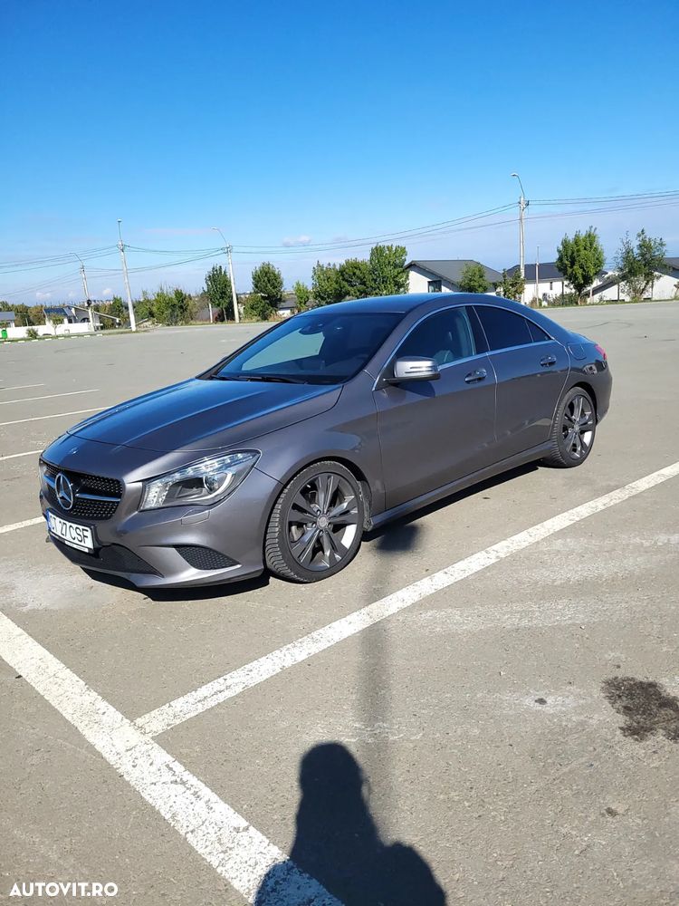 Mercedes-Benz CLA 220 d Aut. - 8