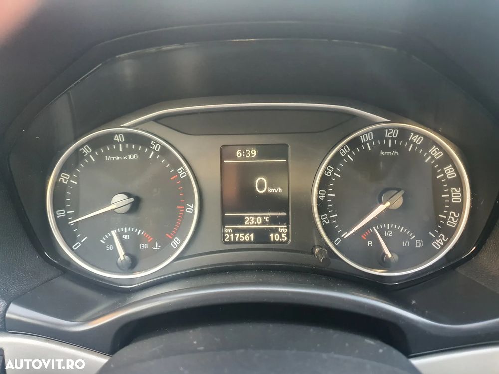 Skoda Octavia 1.4 TSI Ambiente Green tec - 12