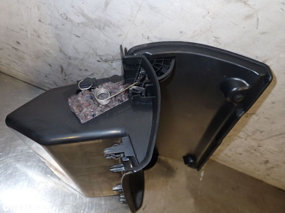 SCHOWEK PASAŻERA SKODA FABIA II 1.2 - 6