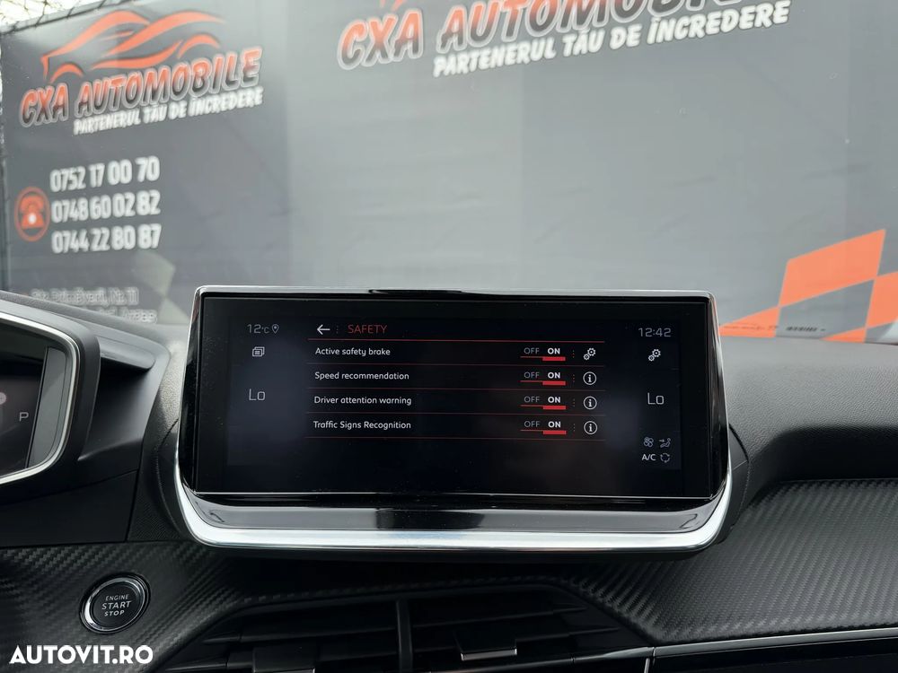 Peugeot 2008 BlueHDi 130 EAT8 Allure - 21