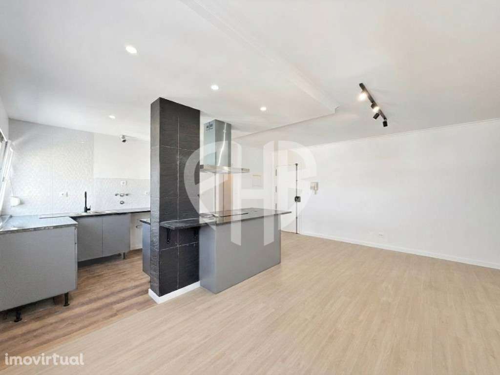 Apartamento T3 Renovado // Monte da Caparica - Grande imagem: 4/23