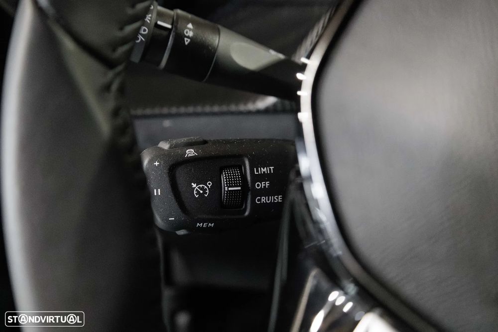 Peugeot 2008 1.2 Allure - 30