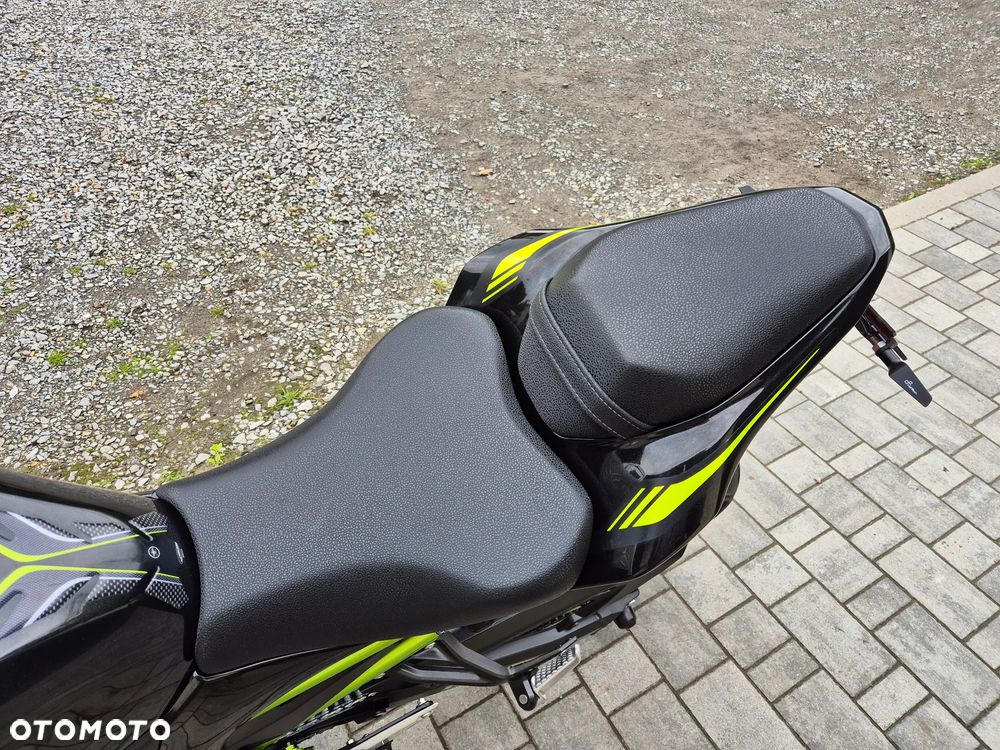 Kawasaki Z 900 - 25