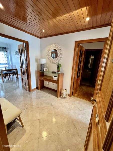 Apartamento T2 - Quinta do Castelo Santa Iria de Azoia - Grande imagem: 2/8