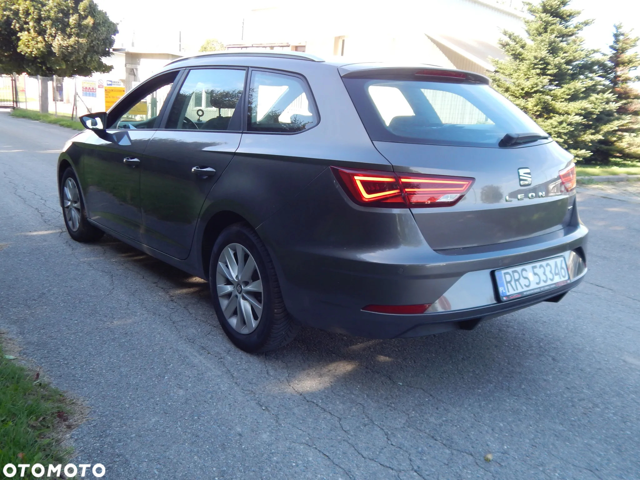 Seat Leon 1.6 TDI Style S&S DSG - 10