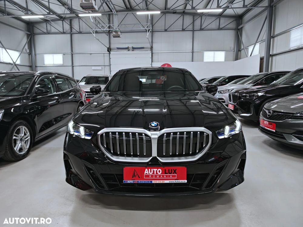 BMW Seria 5 520i AT MHEV - 4