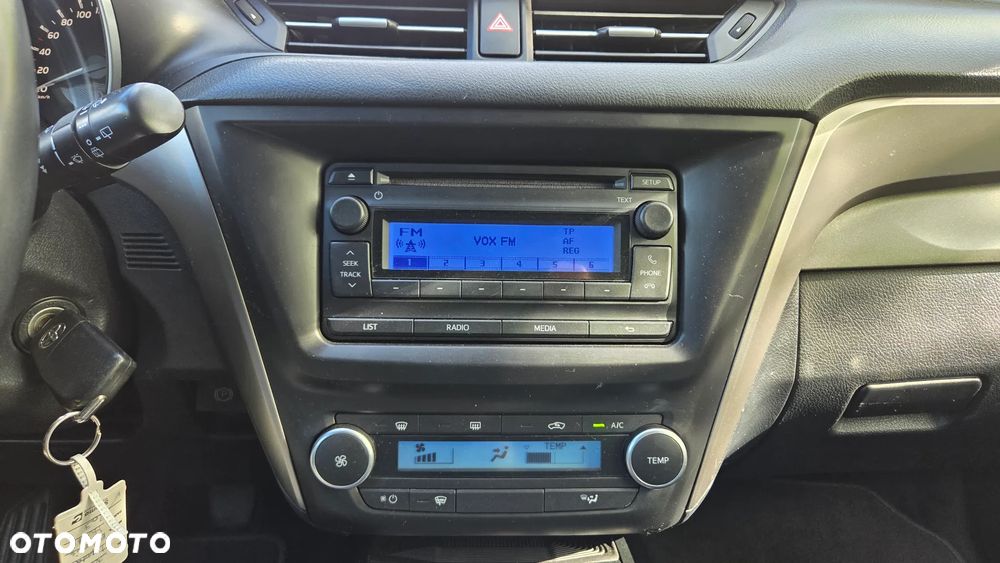 Toyota Avensis 1.6 Business Edition - 15