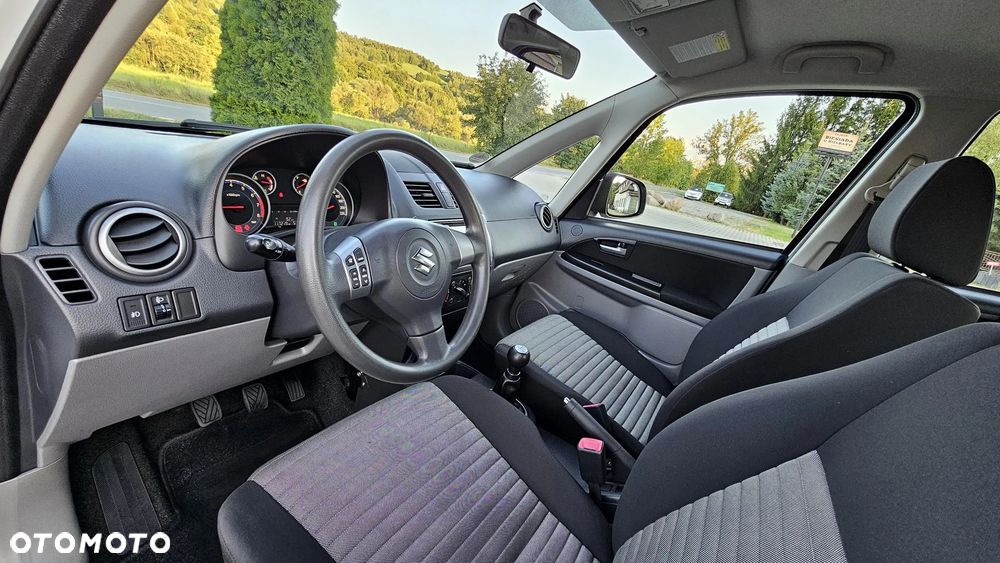 Suzuki SX4 1.6 VVT 4x4 Style - 20