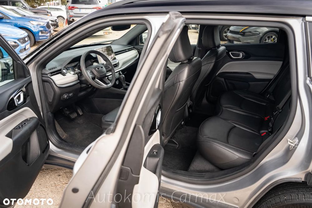 Jeep Compass - 16