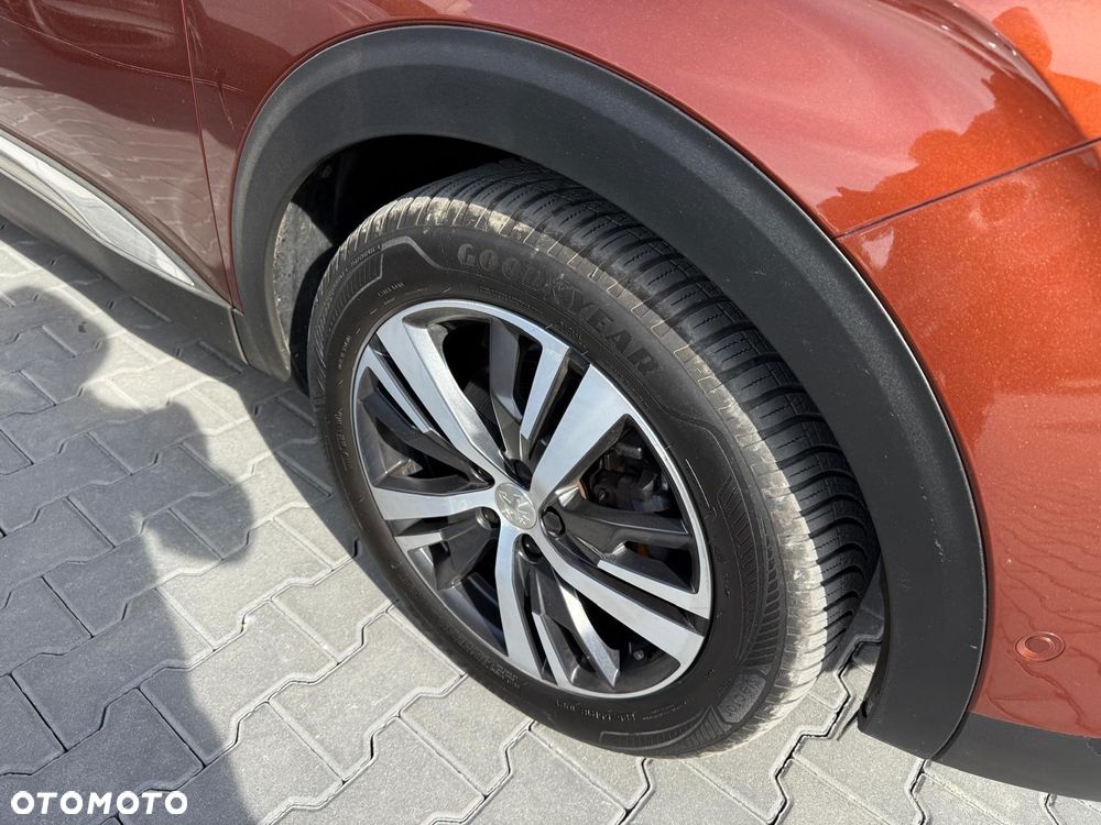 Peugeot 3008 1.2 PureTech GT S&S EAT8 - 5