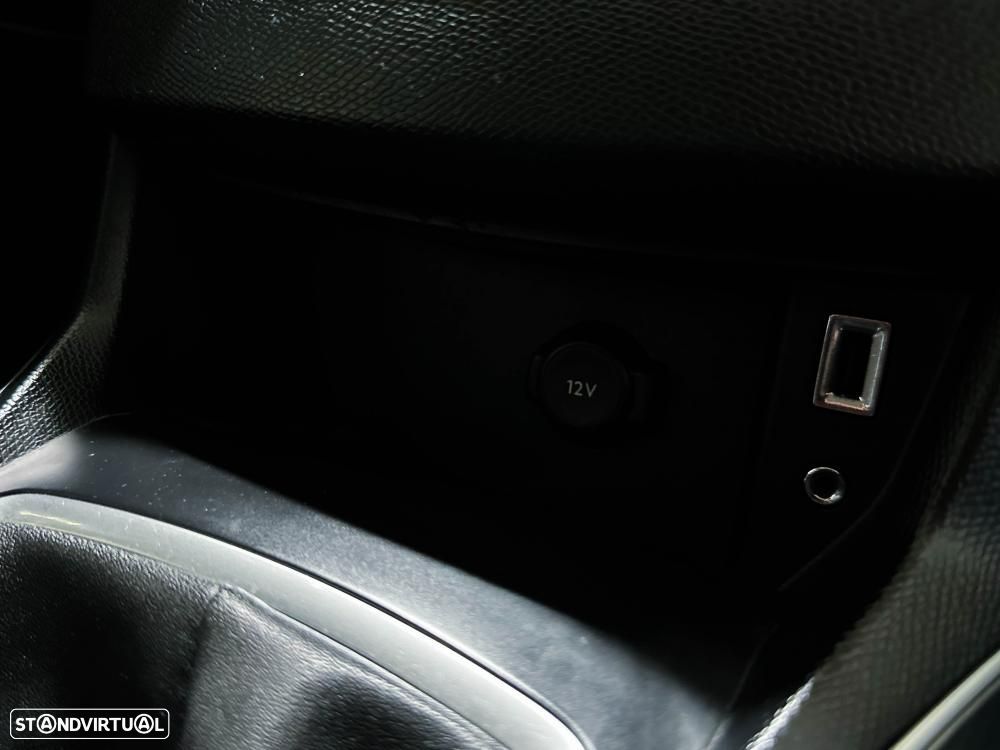 Peugeot 308 1.2 PureTech Allure - 37