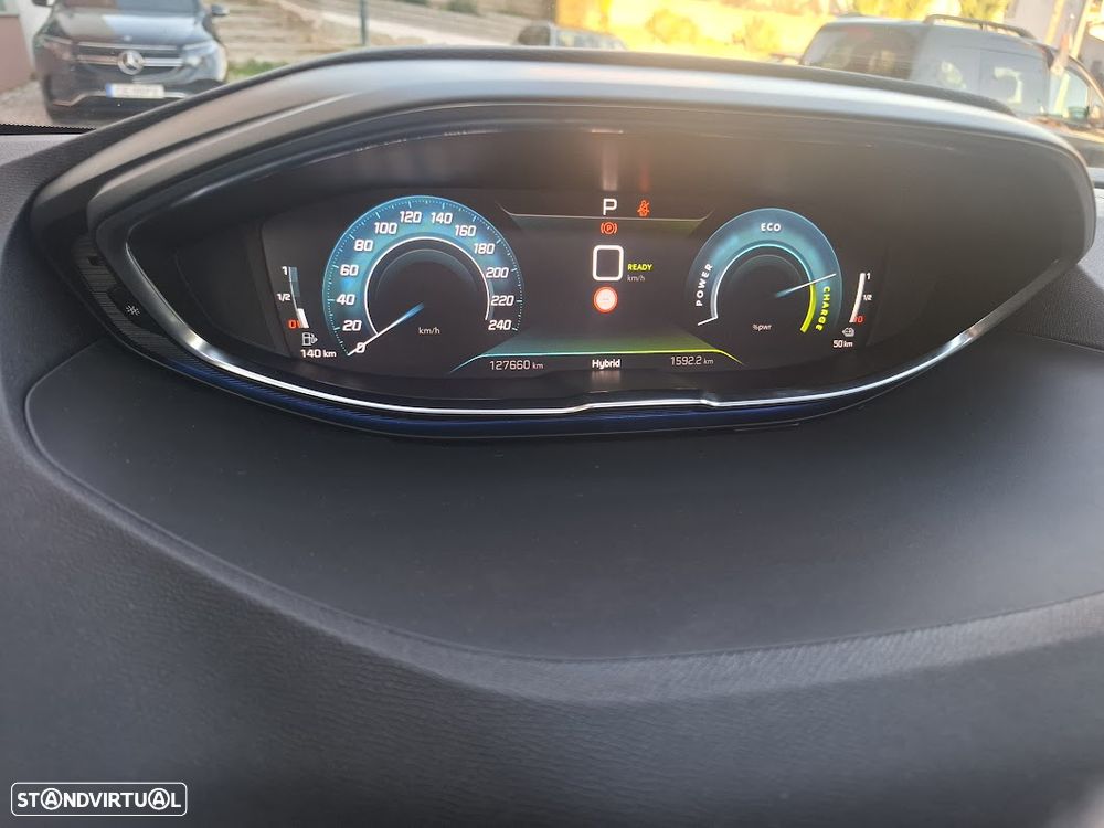 Peugeot 3008 1.6 Hybrid4 GT Pack e-EAT8 - 26