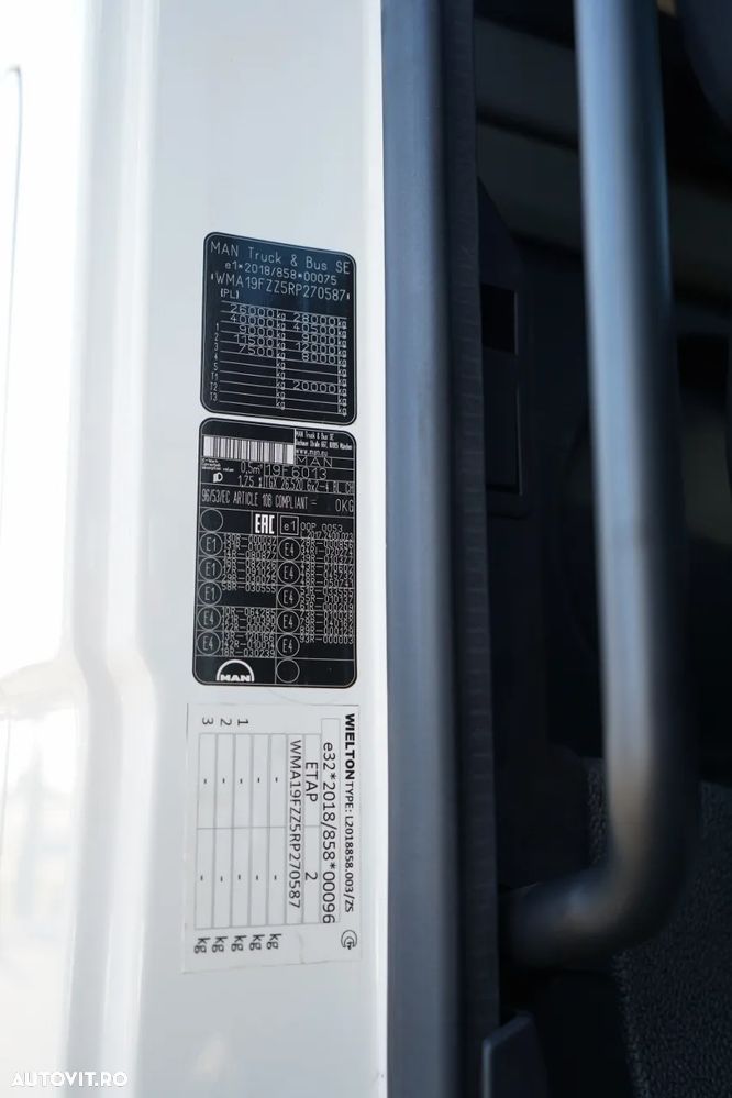 MAN TGX 26.520 / 6x2 / 9.3 M CORTINĂ / ACOPERIȘ RIDICABIL / AXĂ RIDICABILĂ / DIRECȚIE / NOU - 38
