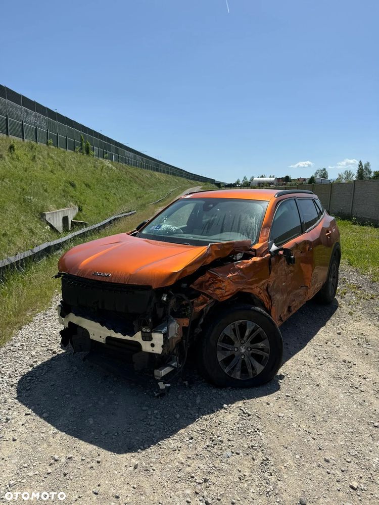 Peugeot 2008 - 4