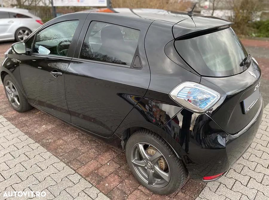 Renault ZOE - 6