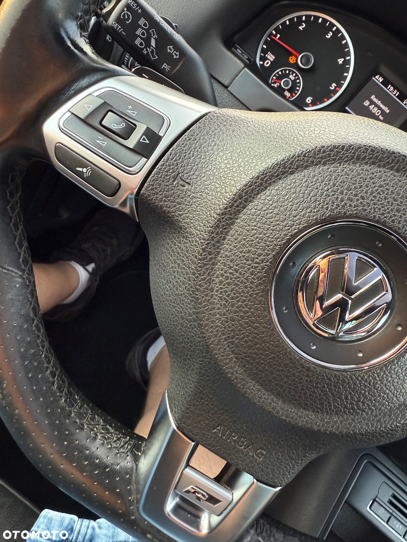Volkswagen Tiguan 2.0 TDI 4Mot R-Style DSG - 23
