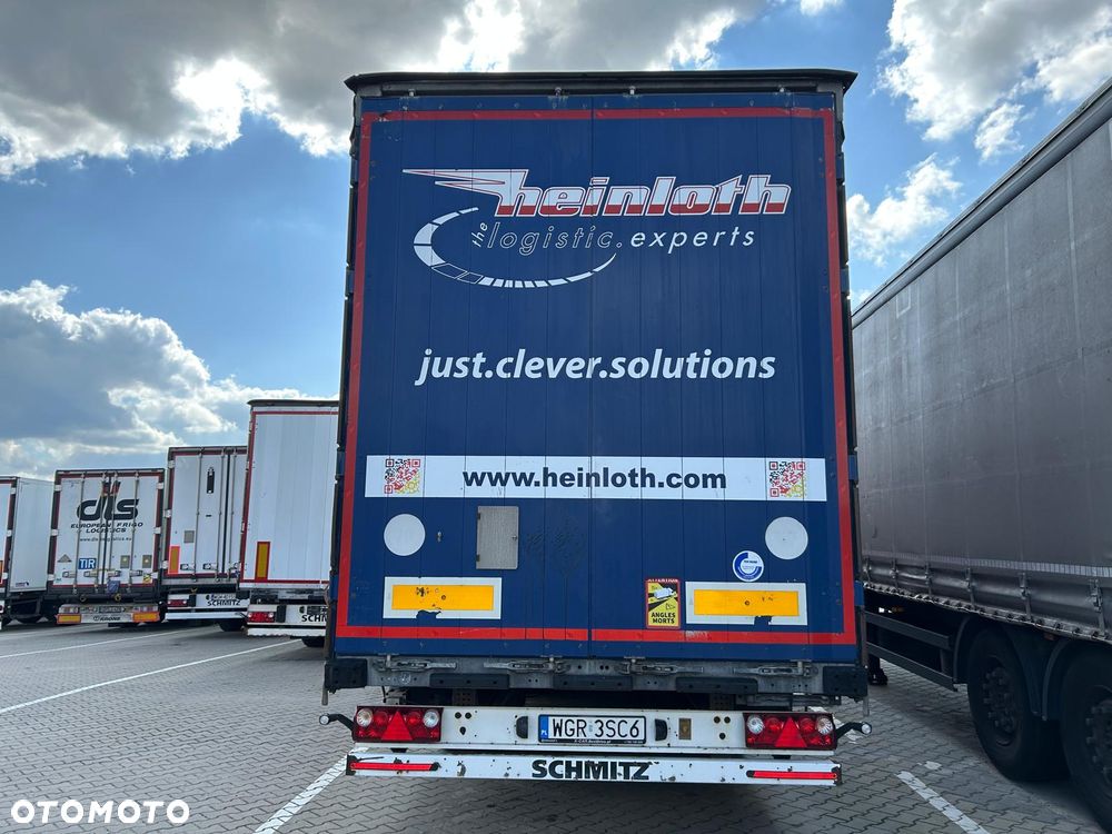 Schmitz Cargobull SCS Mega Varios; dach podnoszony; koła 385/55 R22,5 - 17