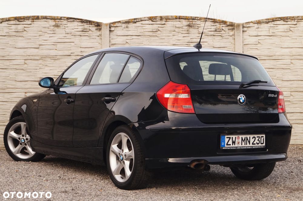 BMW Seria 1 118d DPF Edition Sport - 3