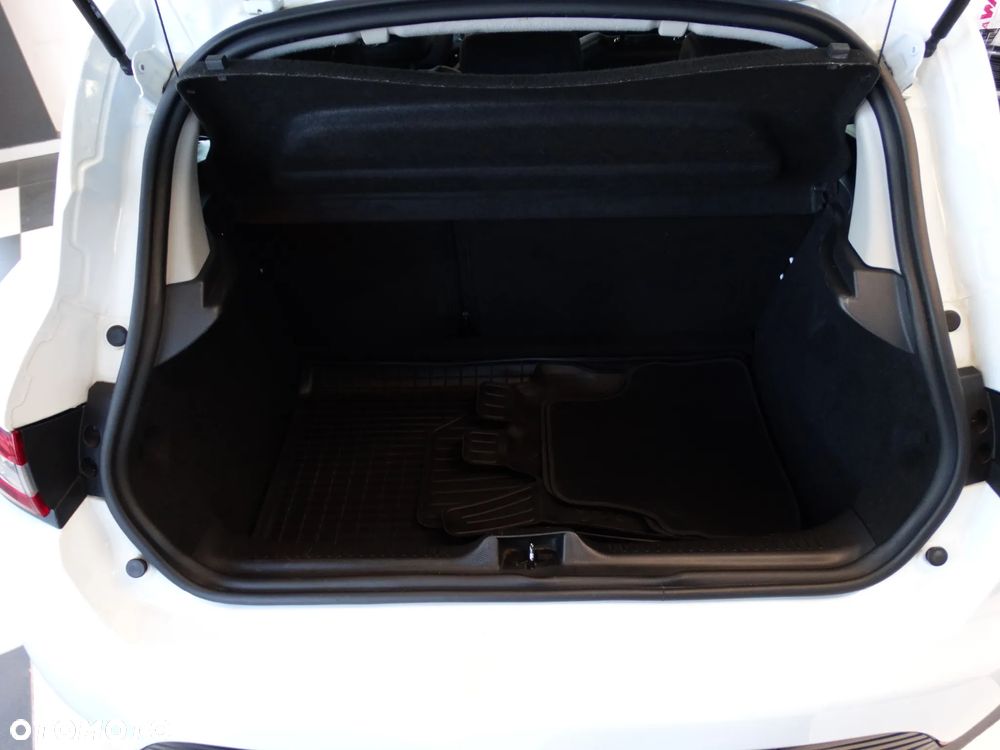 Renault Clio 1.2 16V Intens - 22