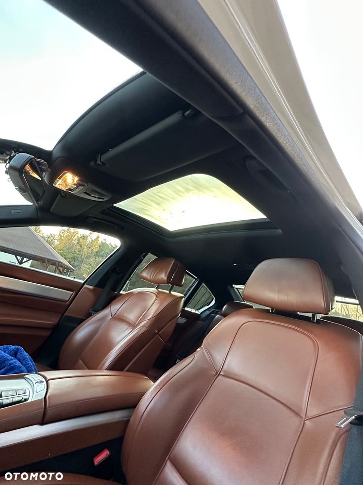 BMW Seria 7 740d xDrive - 31