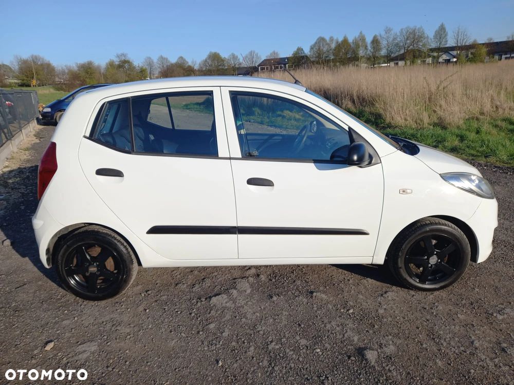 Hyundai i10 1.1 UEFA EURO 2012 Edition - 4