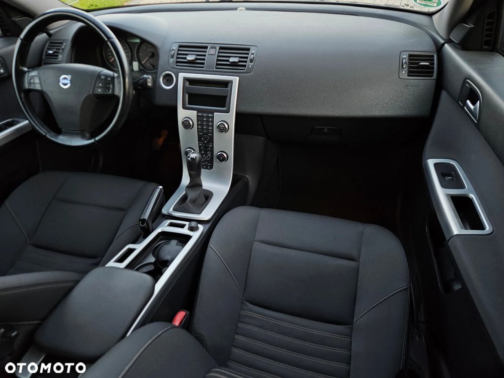 Volvo V50 DPF D2 Summum - 27