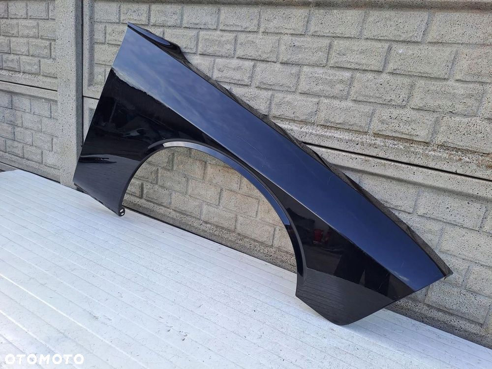 CHEVROLET CHALLENGER BŁOTNIK PRAWY PRZEDNI - 2