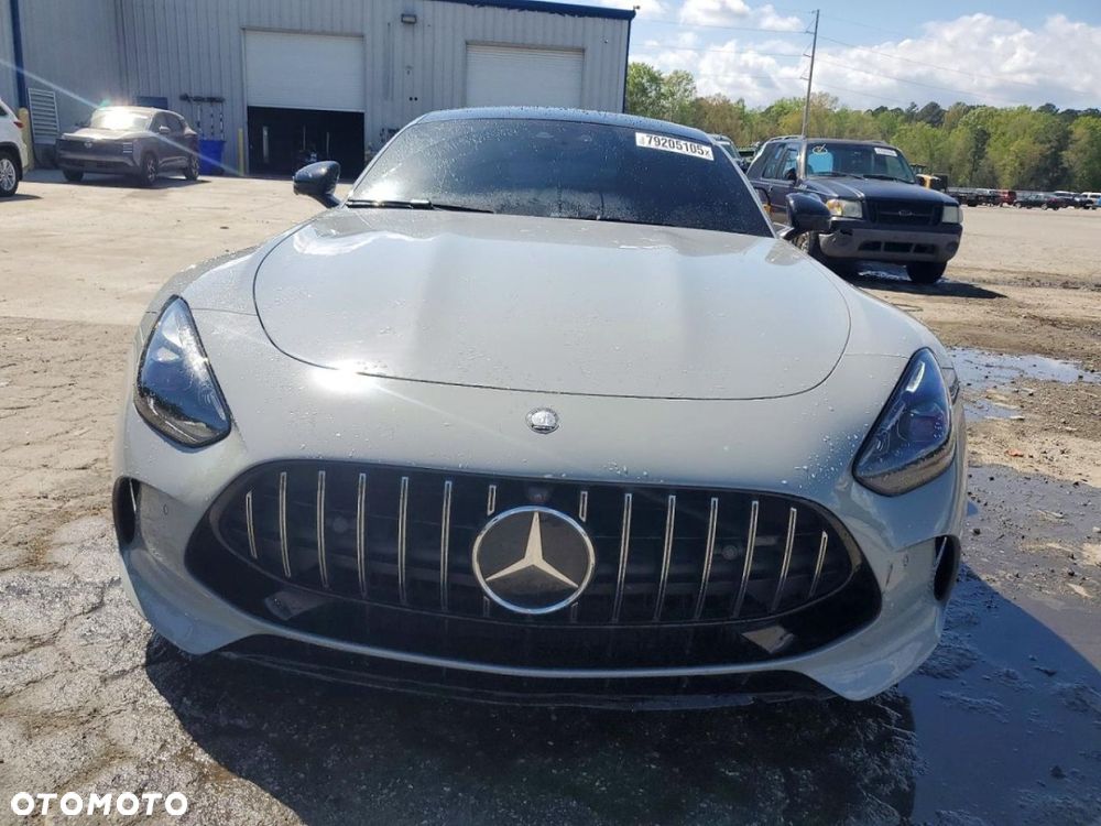 Mercedes-Benz AMG GT - 6