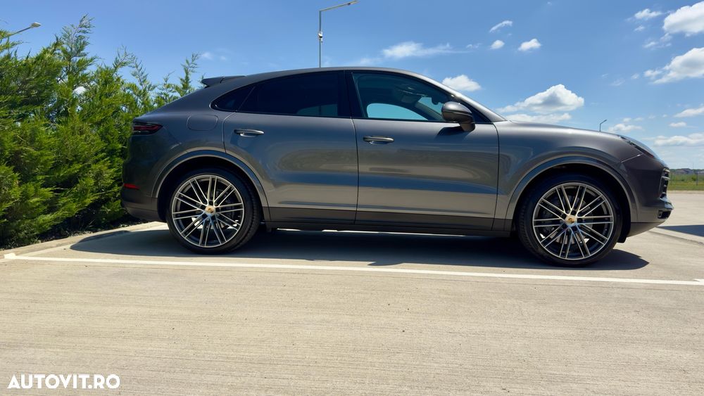 Porsche Cayenne Coupe - 26
