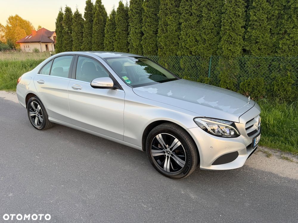 Mercedes-Benz Klasa C 180 (BlueEFFICIENCY) Elegance - 1