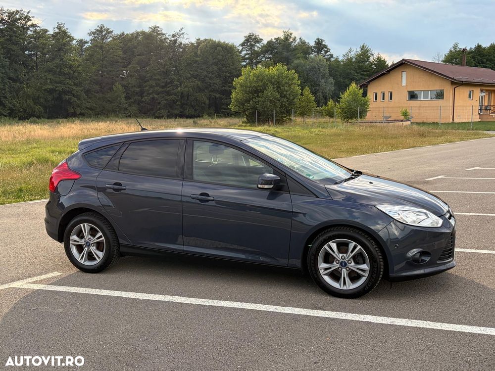 Ford Focus 1.0 EcoBoost Titanium - 10