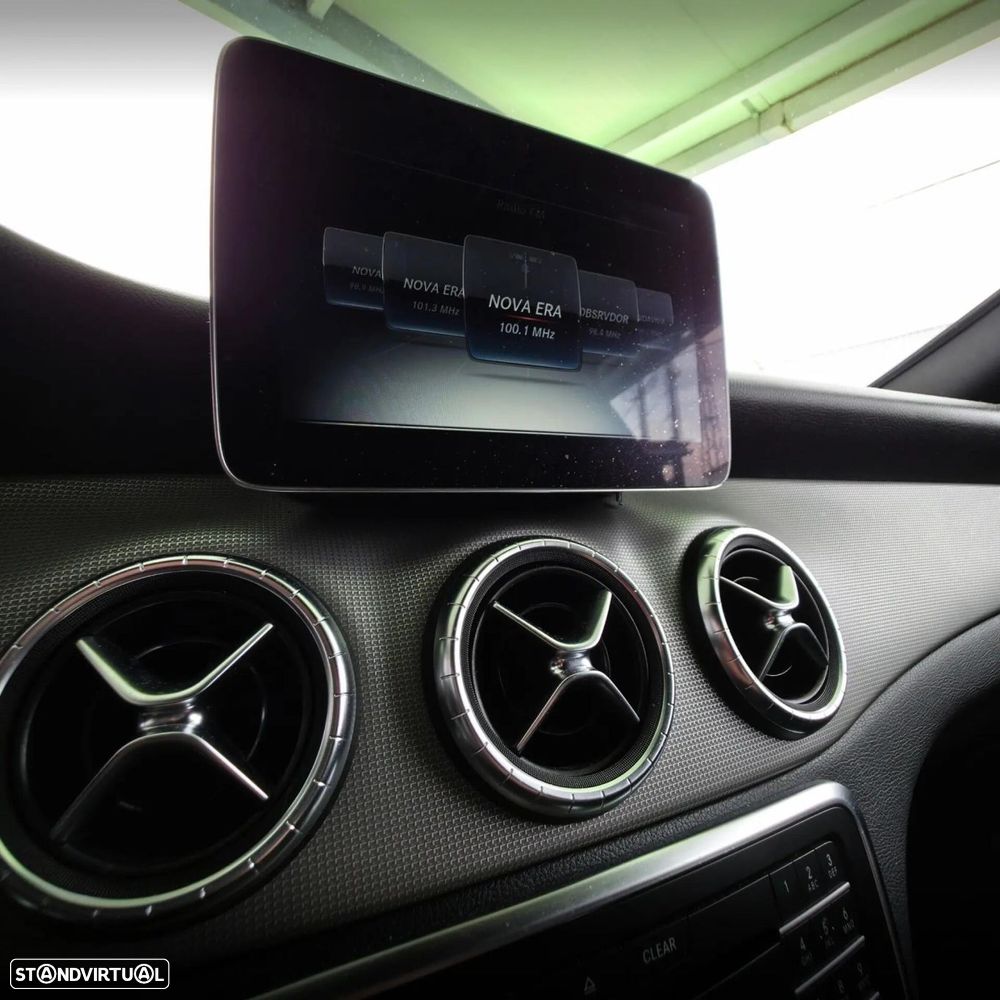 Mercedes-Benz CLA 180 d Shooting Brake - 18