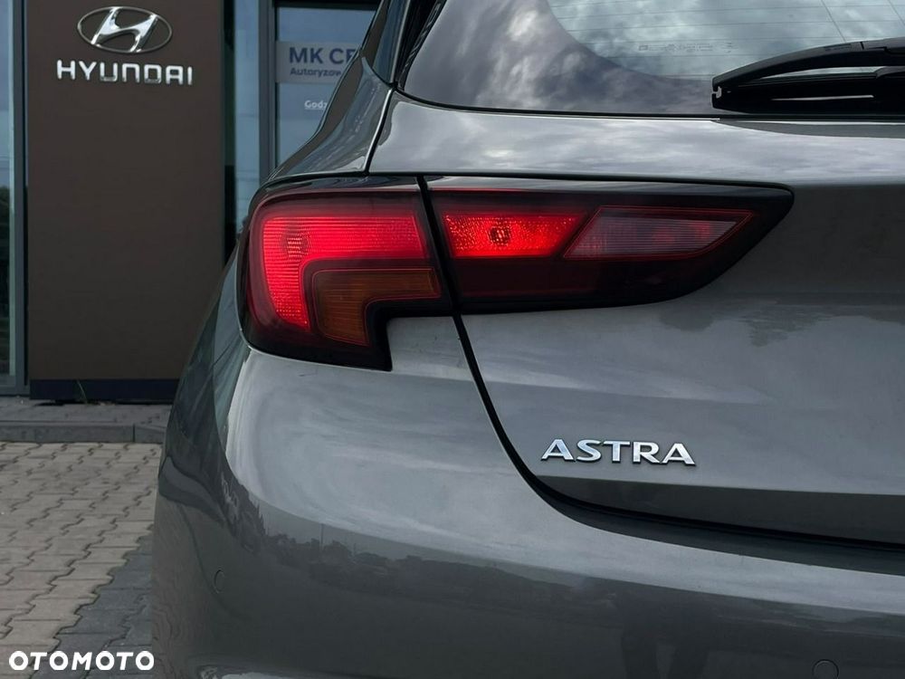 Opel Astra 1.4 T Enjoy - 11