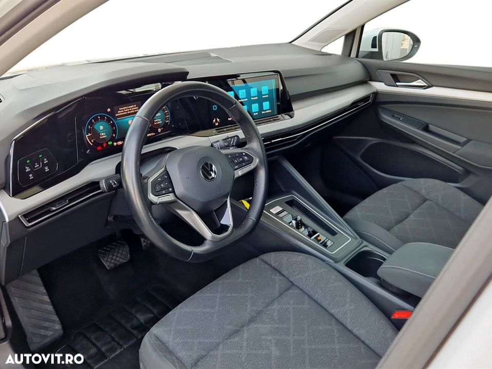 Volkswagen Golf 1.5 eTSI ACT DSG MHEV Life - 17