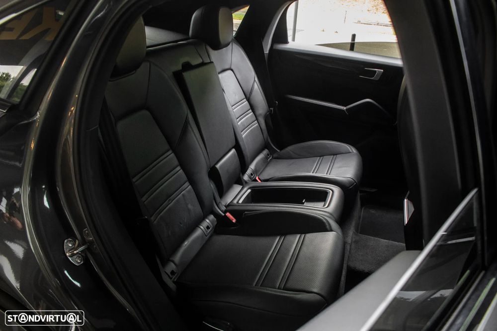 Porsche Cayenne Coupé E-Hybrid Tiptronic S - 32