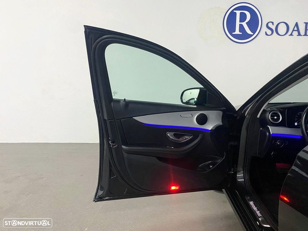 Mercedes-Benz E 300 de Exclusive Line 4Matic - 15