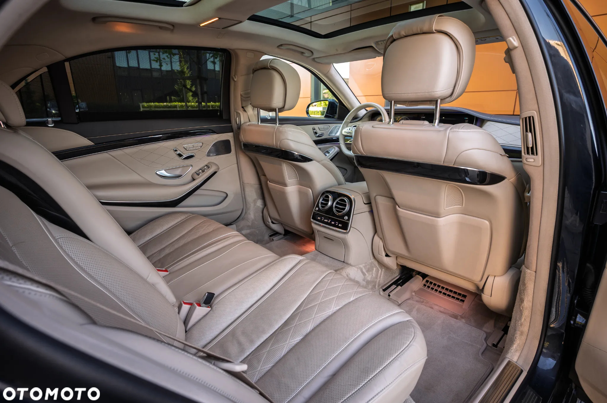 Mercedes-Benz Klasa S 400 d 4-Matic L 9G-TRONIC - 19
