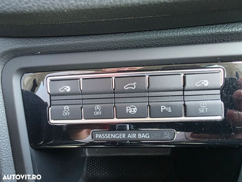 Volkswagen Sharan 2.0 TDI DSG BlueMotion Technology Highline - 19