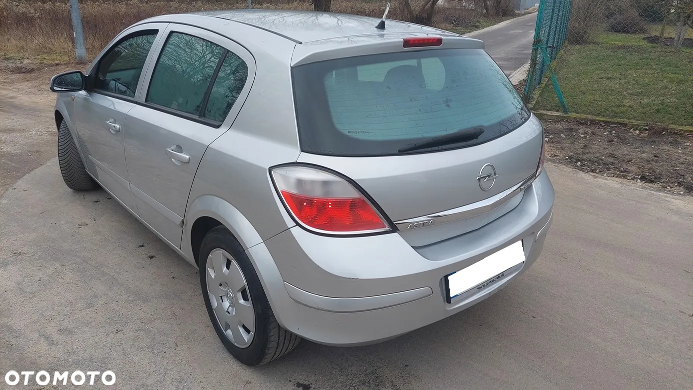 Opel Astra - 3