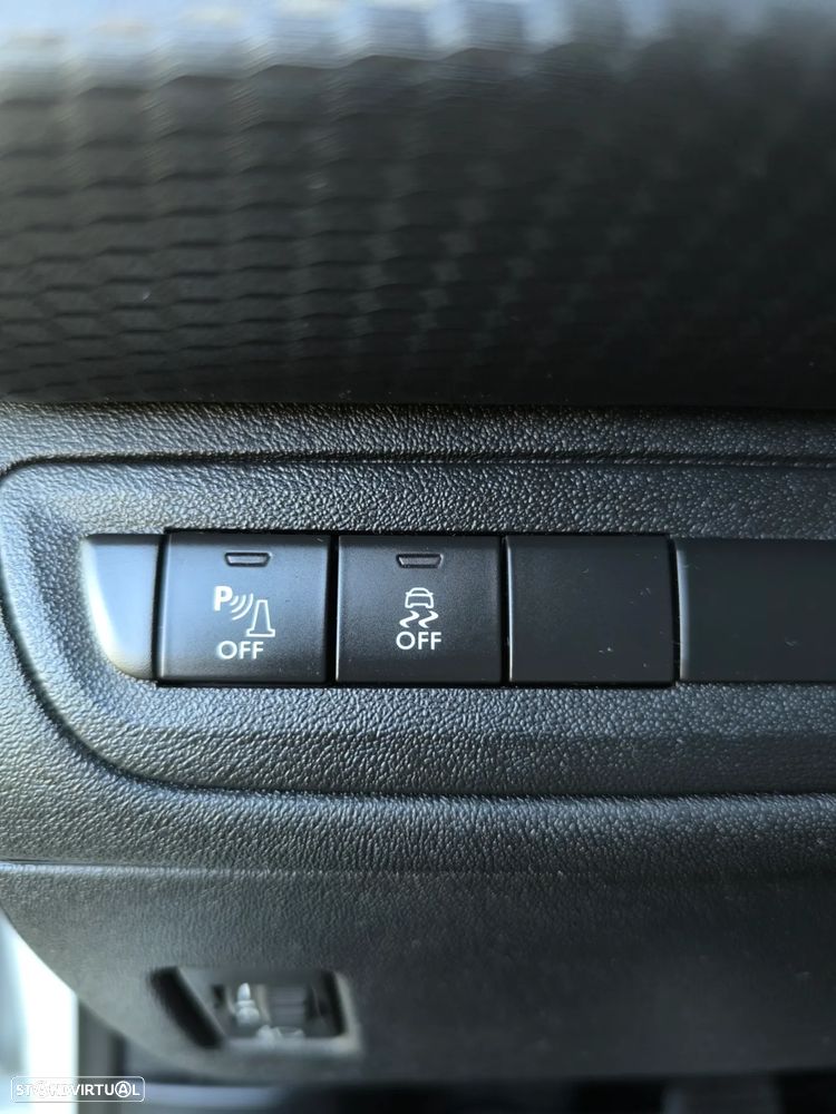 Peugeot 208 1.2 PureTech Style - 26