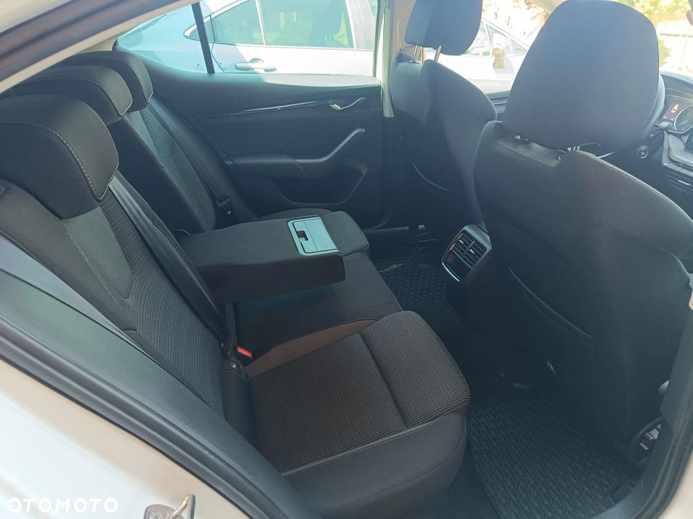 Skoda Octavia 1.0 TSI Ambition - 25