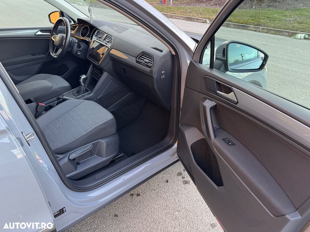 Volkswagen Tiguan 2.0 TDI SCR DSG R-Line - 16