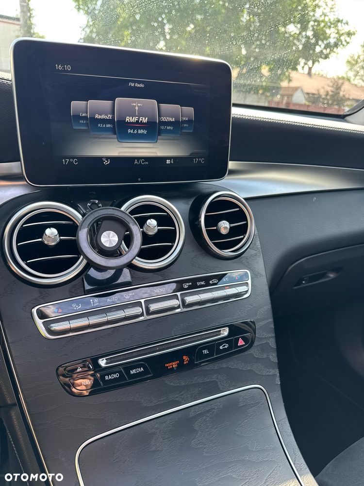 Mercedes-Benz GLC 250 d 4Matic 9G-TRONIC AMG Line - 19