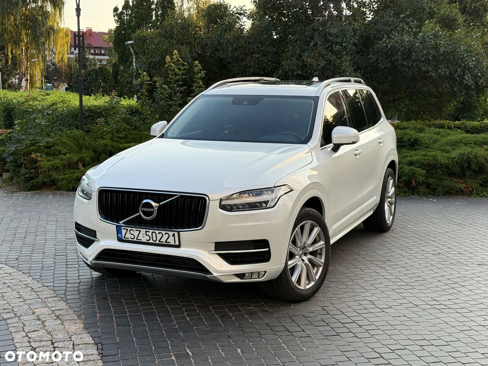Volvo XC 90 T5 AWD Momentum - 2