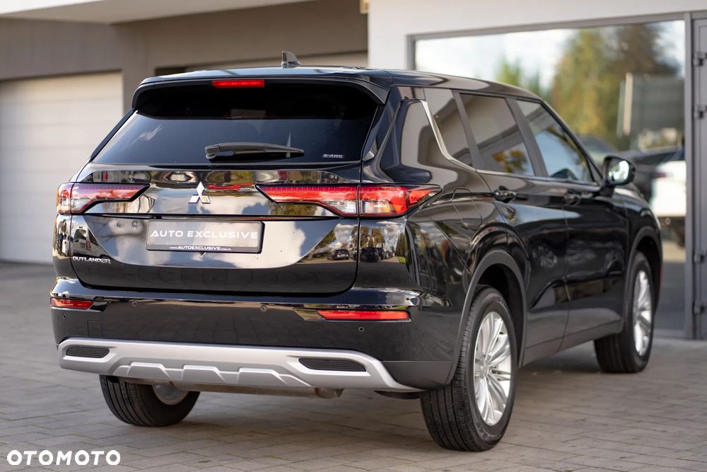 Mitsubishi Outlander - 20