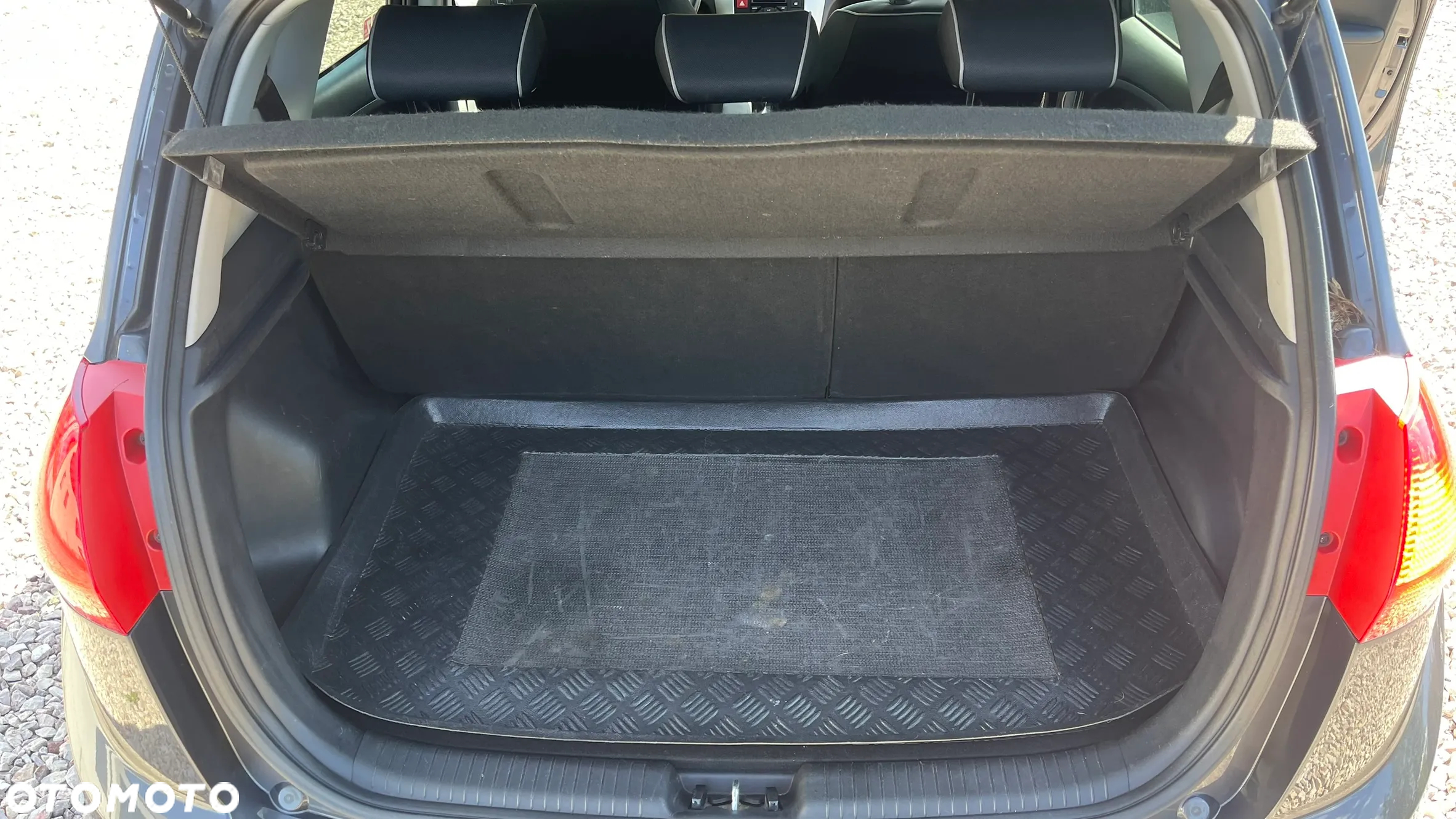 Kia Venga - 41