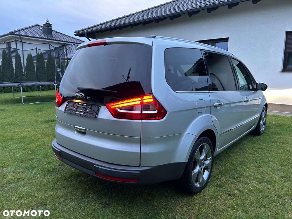 Ford Galaxy 2011 photo 5